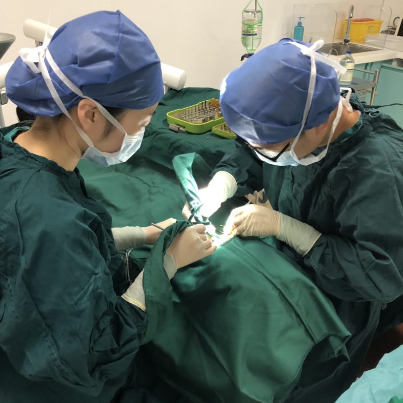手术.jpg